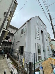 ヒューゲルハイム三軒茶屋の物件外観写真